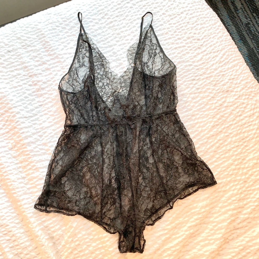 Victoria’s Secret Black Lace Romper Size M